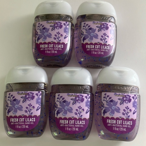 ( 5 ) Fresh Cut Lilacs Hand Gel Refills Bath& Body Works Brand New - Picture 1 of 4